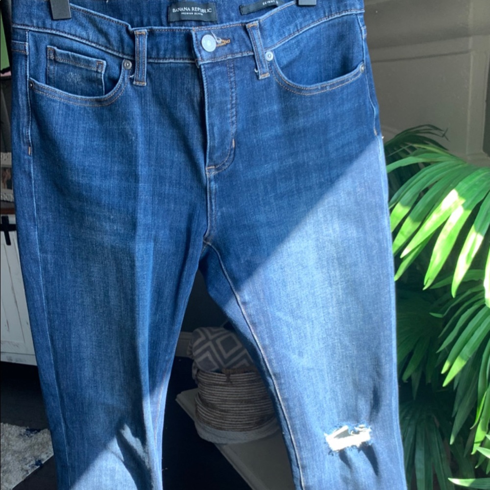 Banana republic slightly distressed denim jeans